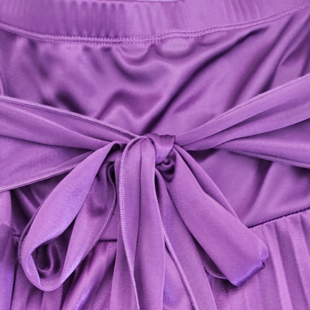 ❗️Deleting❗️Speechless Pleated Dress - Picture 5 of 6
